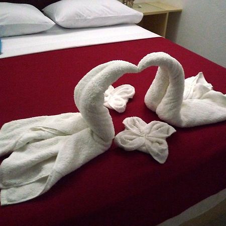 Manoc-Manoc 아일랜드 쥬얼 인 B&B 외부 사진
